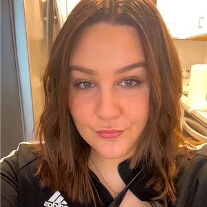 Meet your Posher, Kelsi